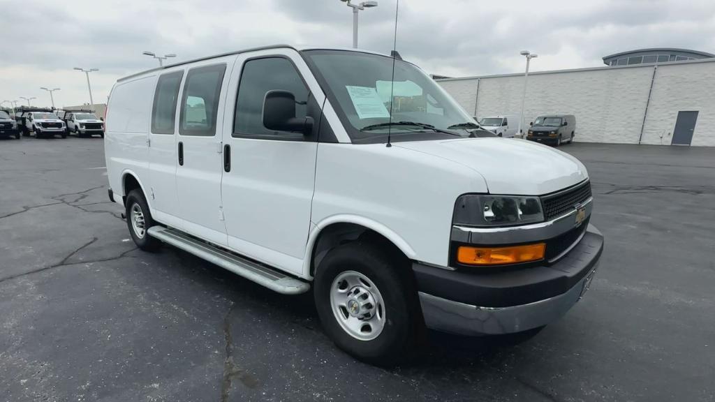 Chevrolet Express 2023