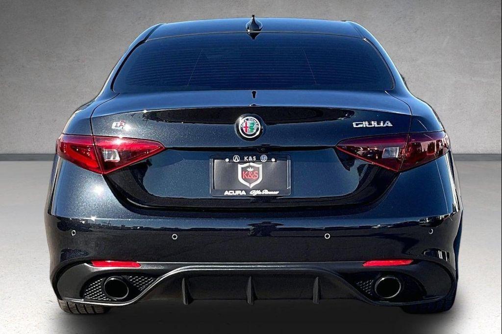 Alfa Romeo Giulia 2022