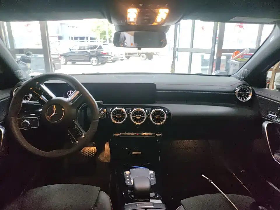 Mercedes-Benz A-Класс 2024