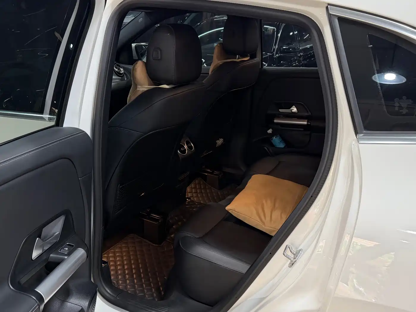Mercedes-Benz GLA 2023