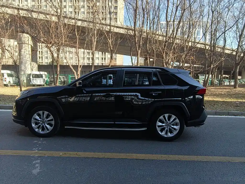 Toyota Wildlander 2022