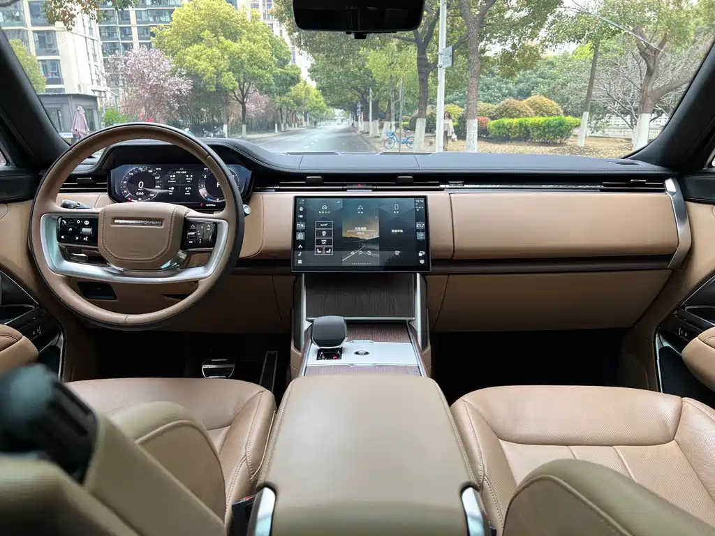 Land Rover Range Rover 2024