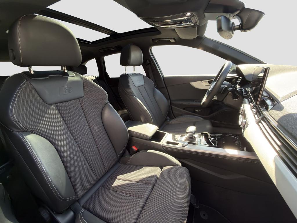 Audi A4 2022