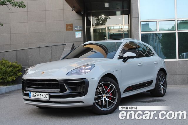 Porsche Macan 2022