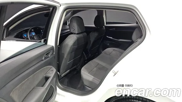 Volkswagen Golf 2023