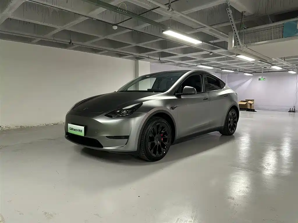 Tesla Model Y 2022