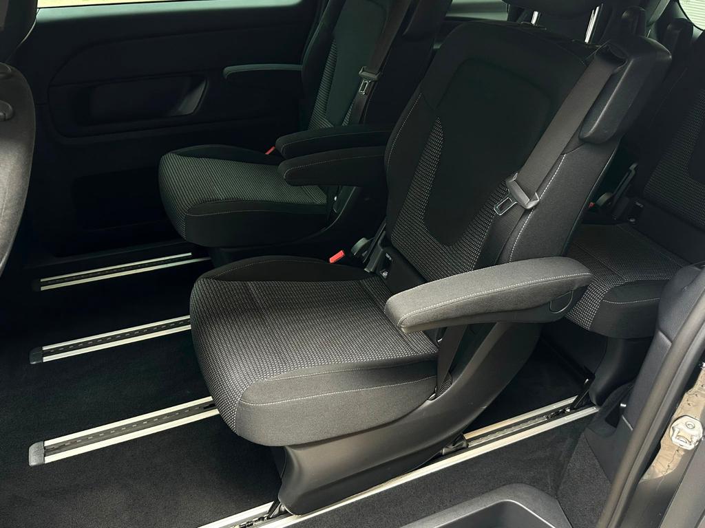 Mercedes-Benz V 300 2022