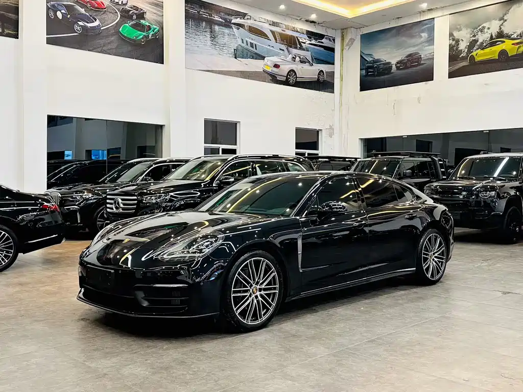 Porsche Panamera 2024