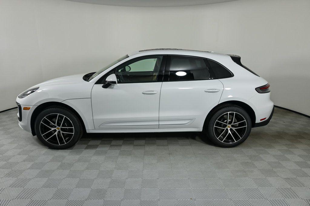 Porsche Macan 2025