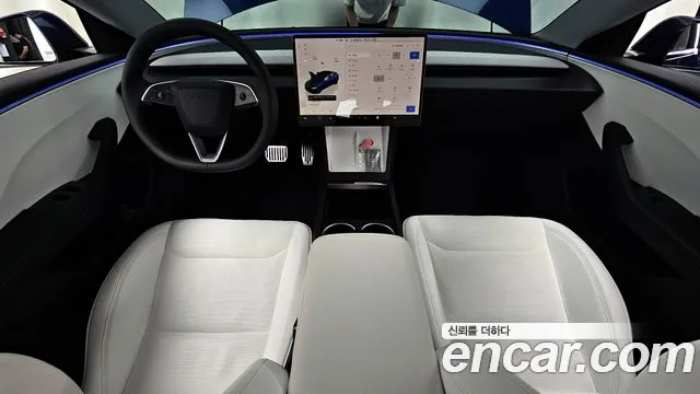 Tesla Model 3 2024