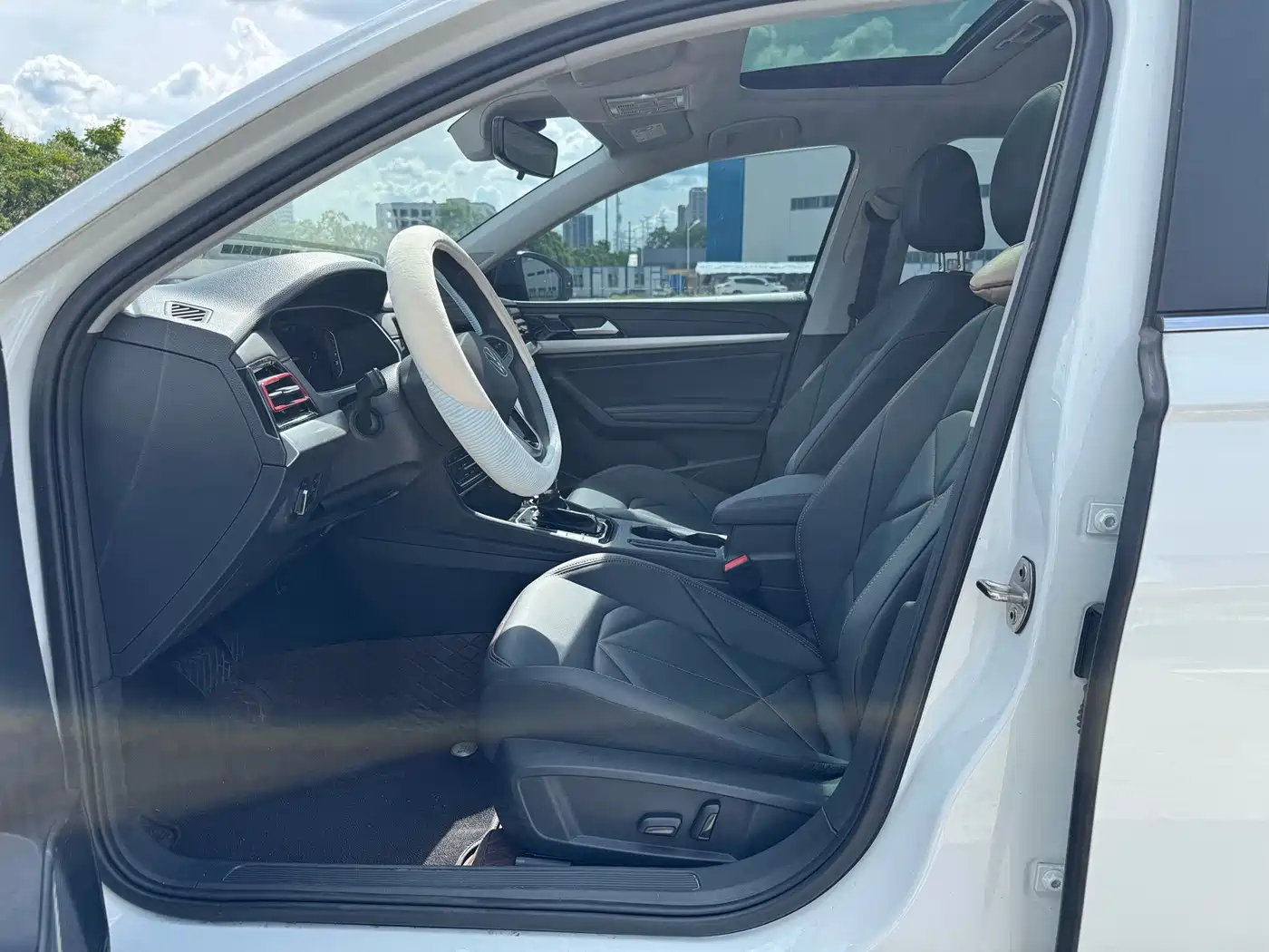 Volkswagen Lavida 2024