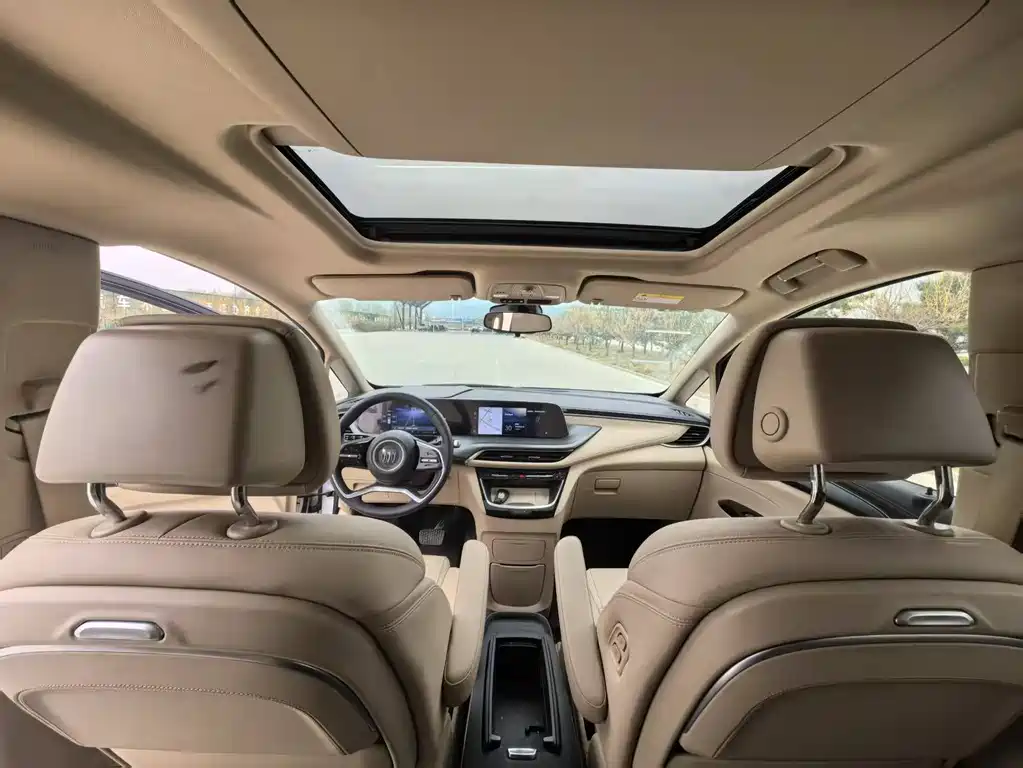 Buick GL8 2025