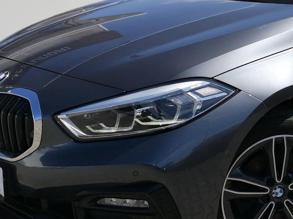 BMW 118 2021