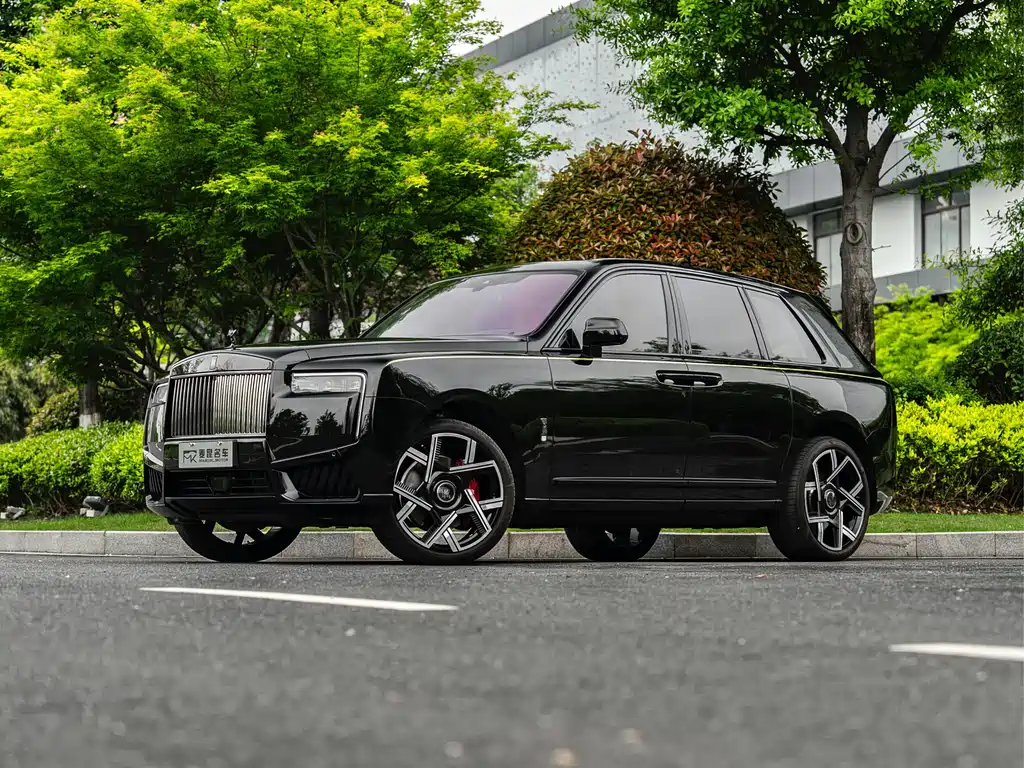 Rolls-Royce Cullinan 2025