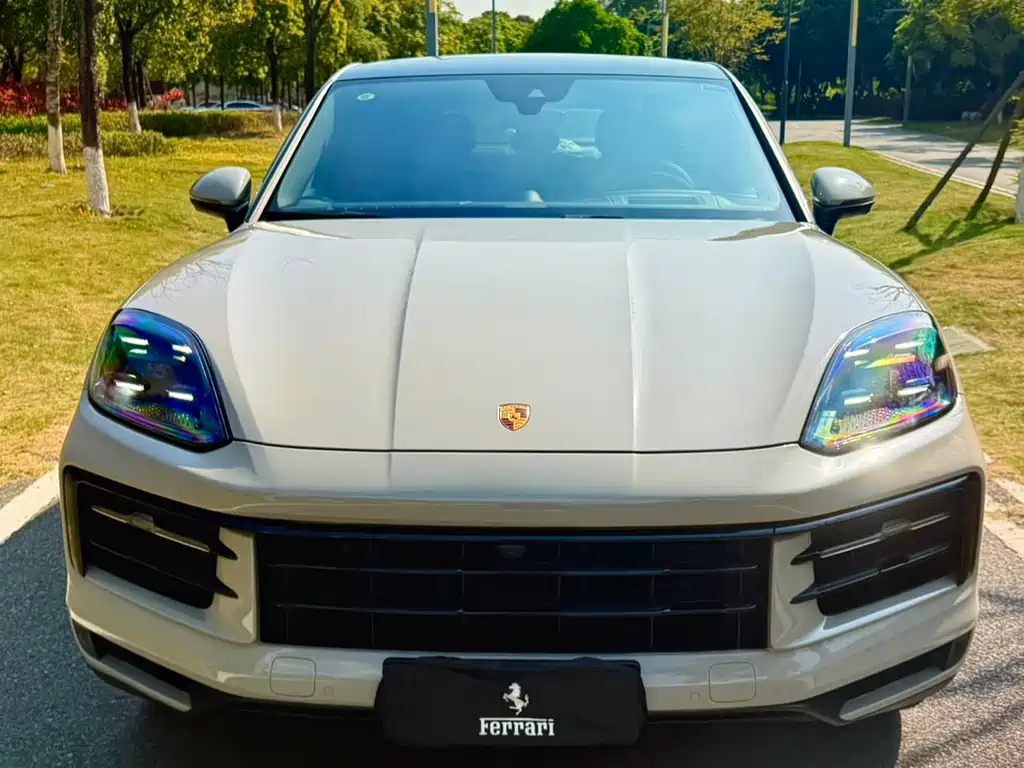 Porsche Cayenne 2024