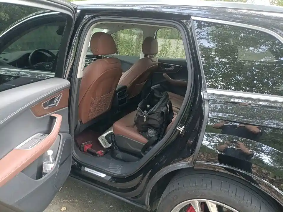 Audi Q7 2025