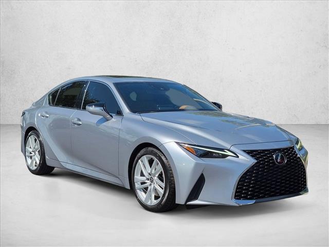 Lexus IS 300 2025