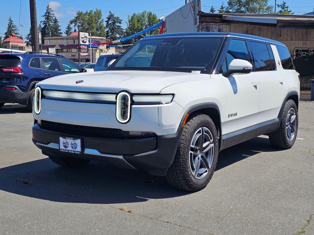 Rivian R1S 2025