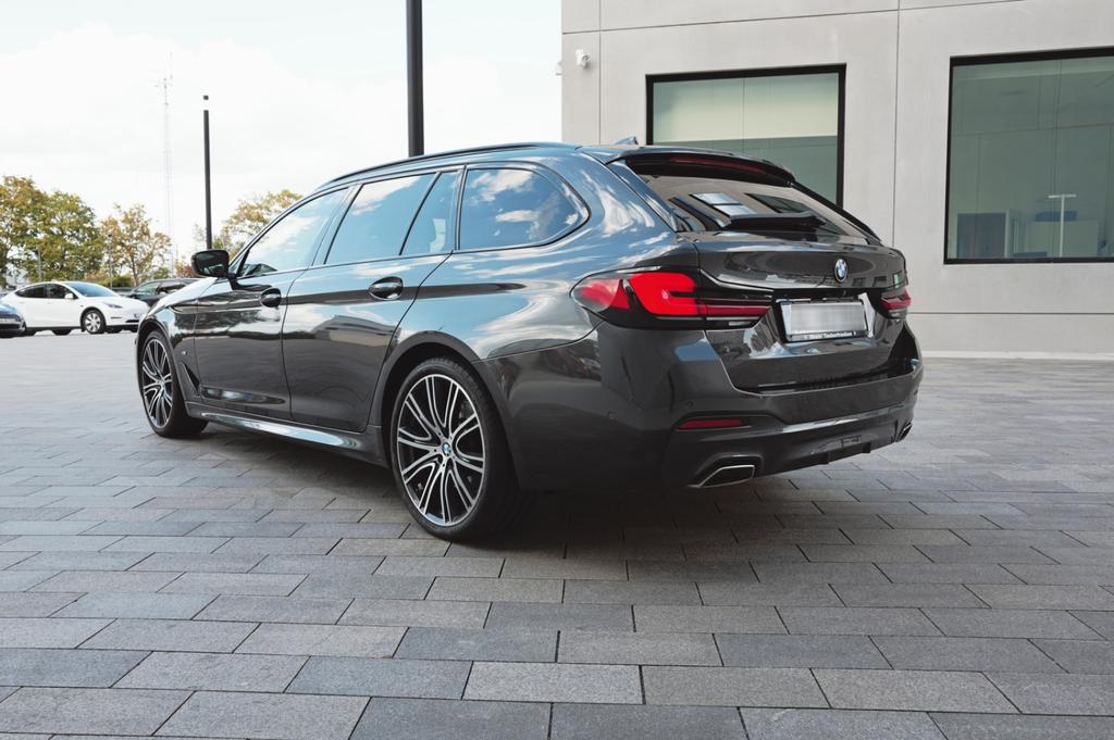 BMW 530 2021