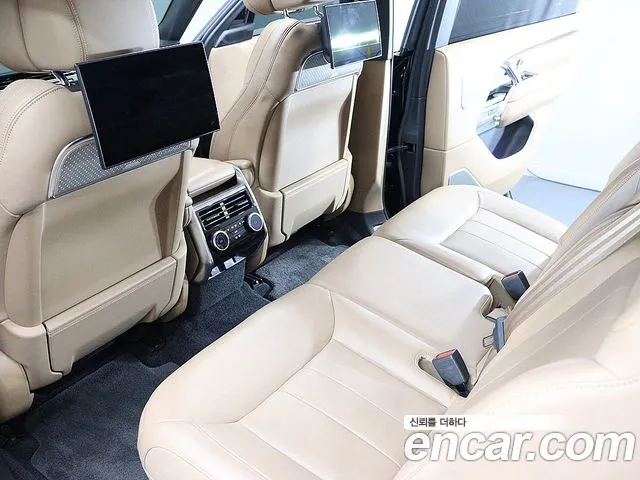 Land Rover Range Rover 2024