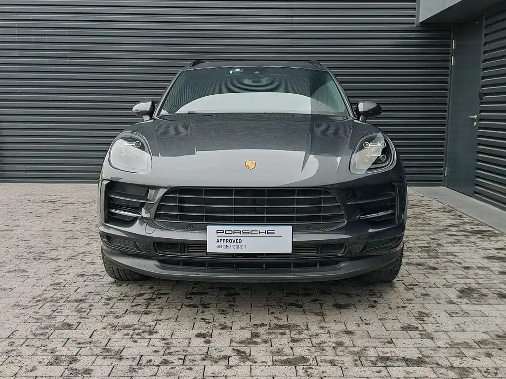 Porsche Macan 2021