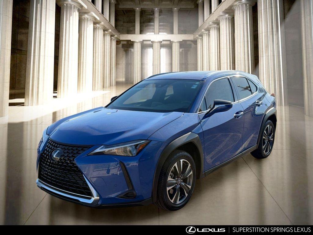 Lexus UX 2024