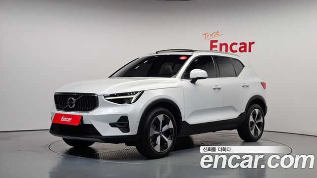 Volvo XC40 2023