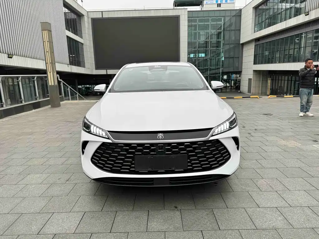 BYD Qin 2025