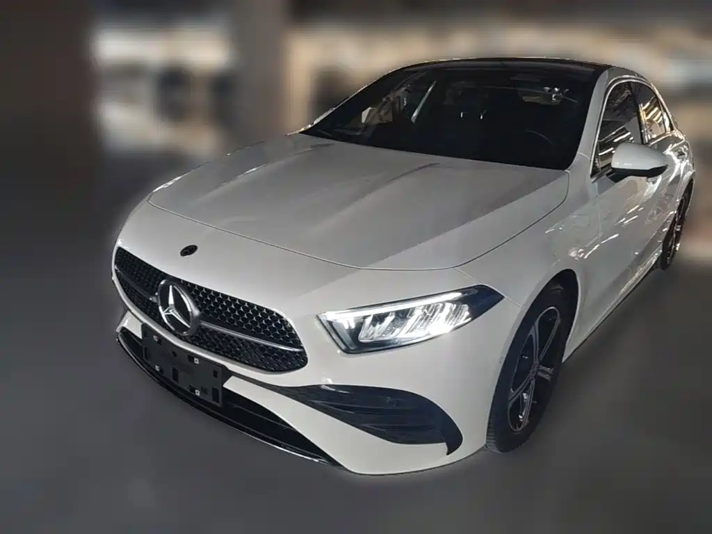 Mercedes-Benz A-Класс 2024