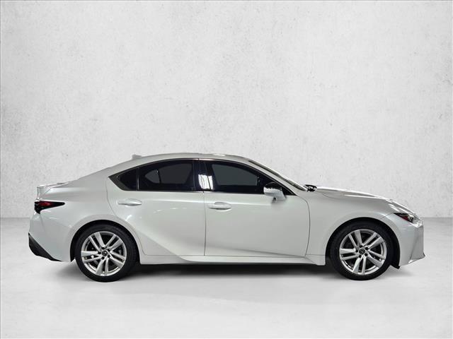 Lexus IS 300 2023