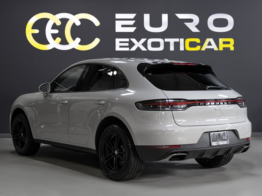 Porsche Macan 2021
