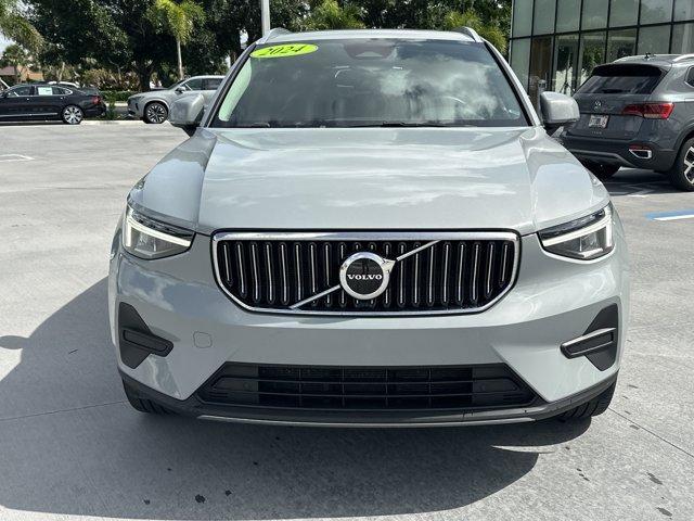 Volvo XC40 2024