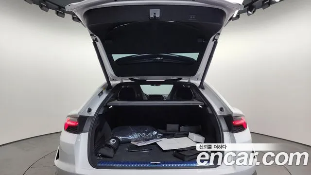 Lamborghini Urus 2025