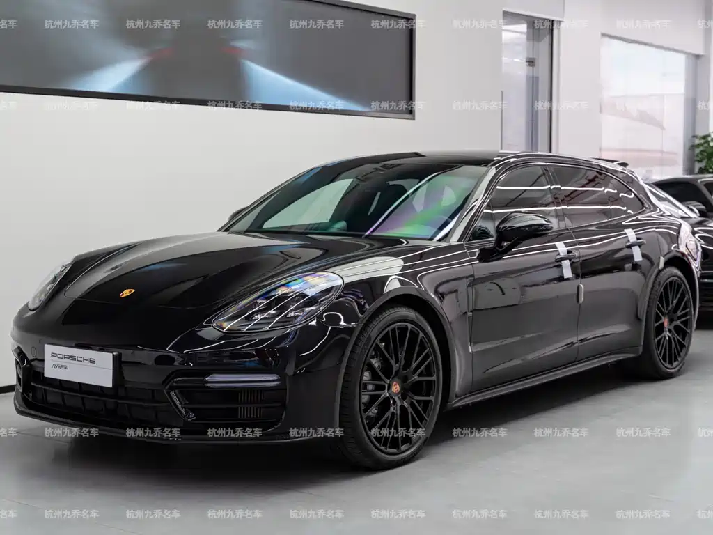 Porsche Panamera 2022