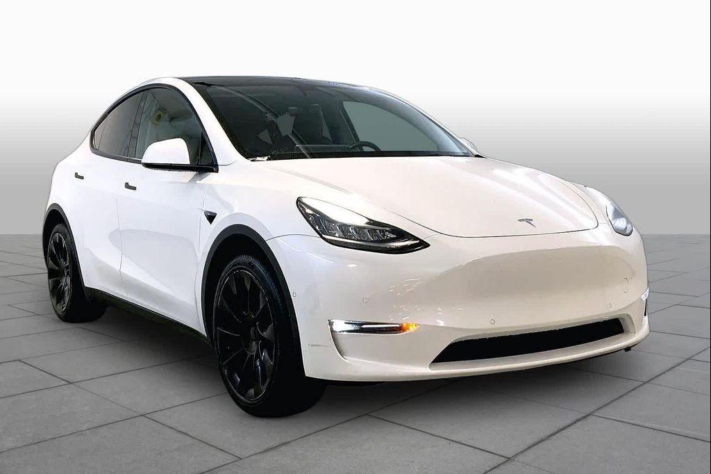 Tesla Model Y 2022