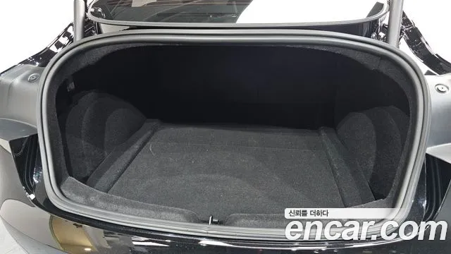 Tesla Model 3 2025
