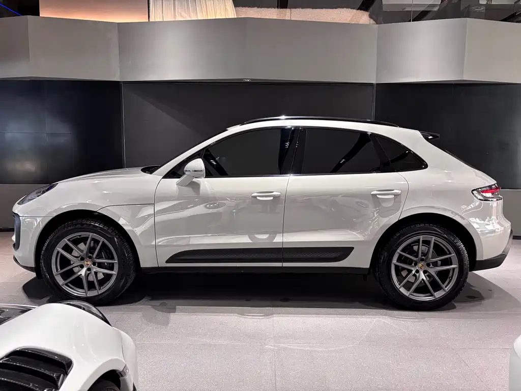 Porsche Macan 2023