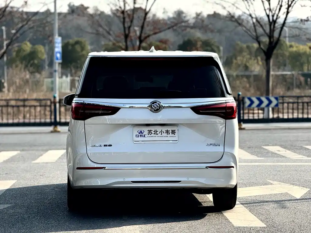 Buick GL8 2024