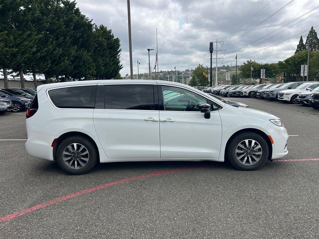 Chrysler Pacifica 2024