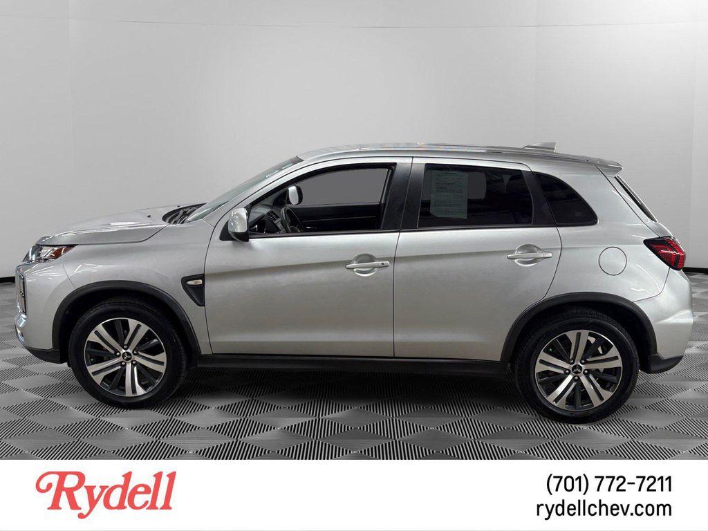 Mitsubishi Outlander Sport 2024