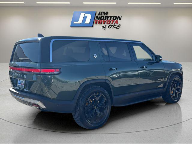 Rivian R1S 2023