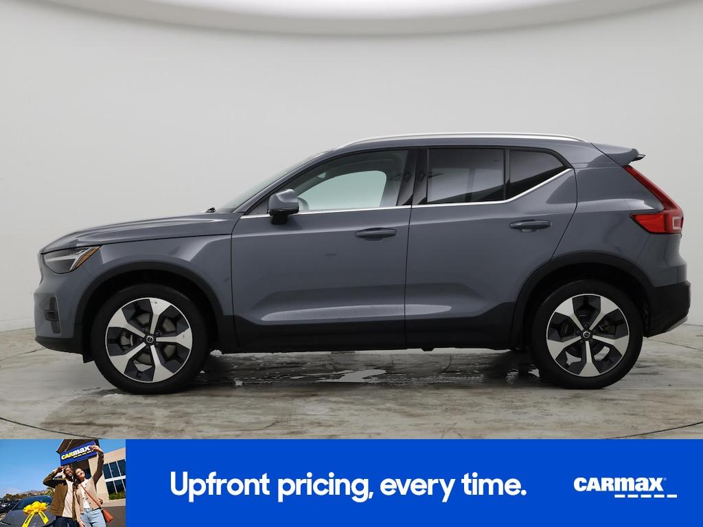 Volvo XC40 2023