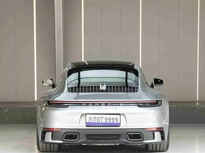 Porsche 911 2022