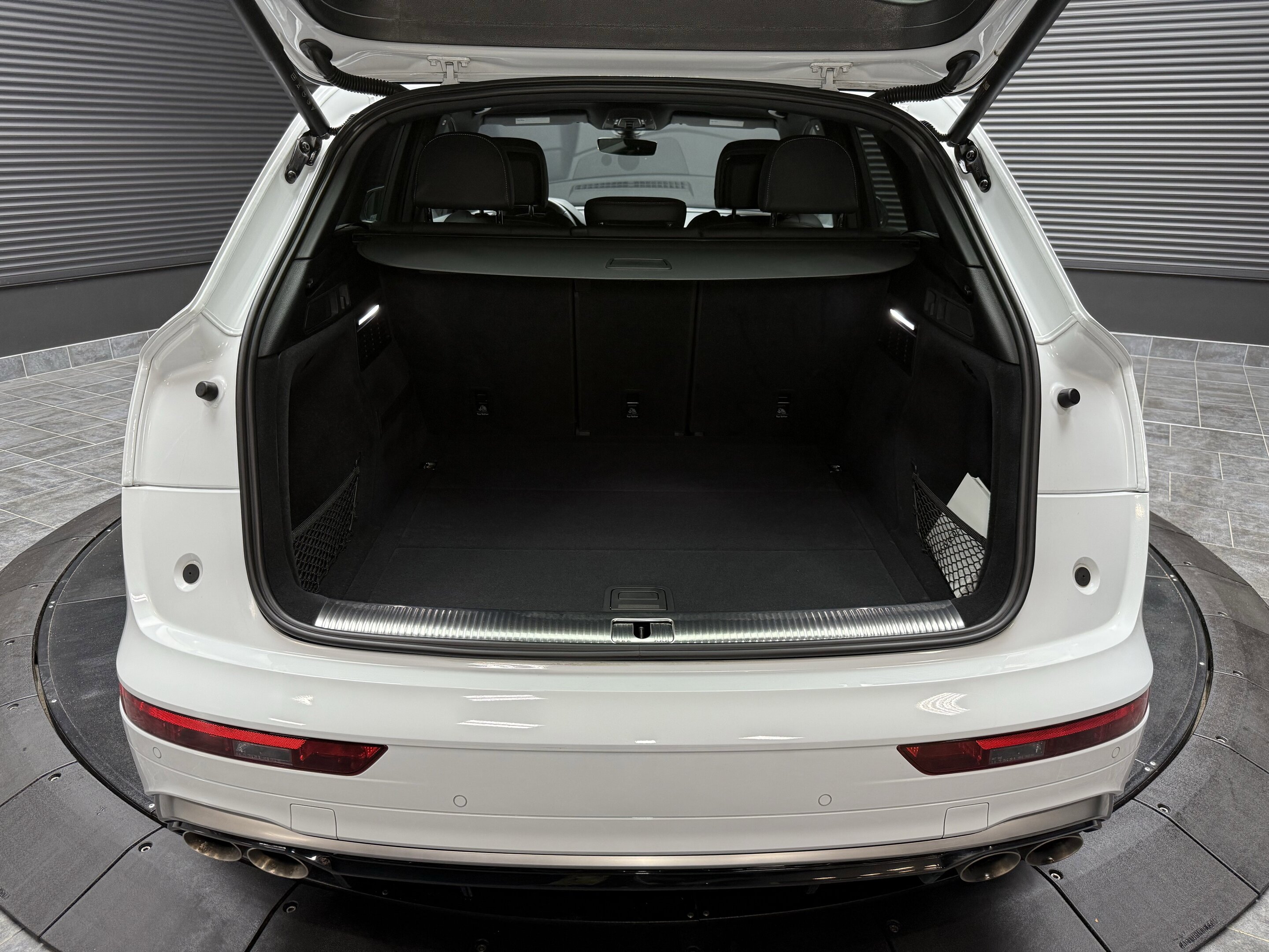 Audi SQ5 2024