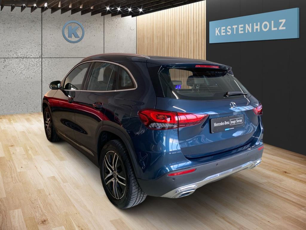 Mercedes-Benz GLA 200 2021