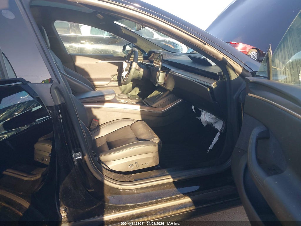 Tesla Model S 2023