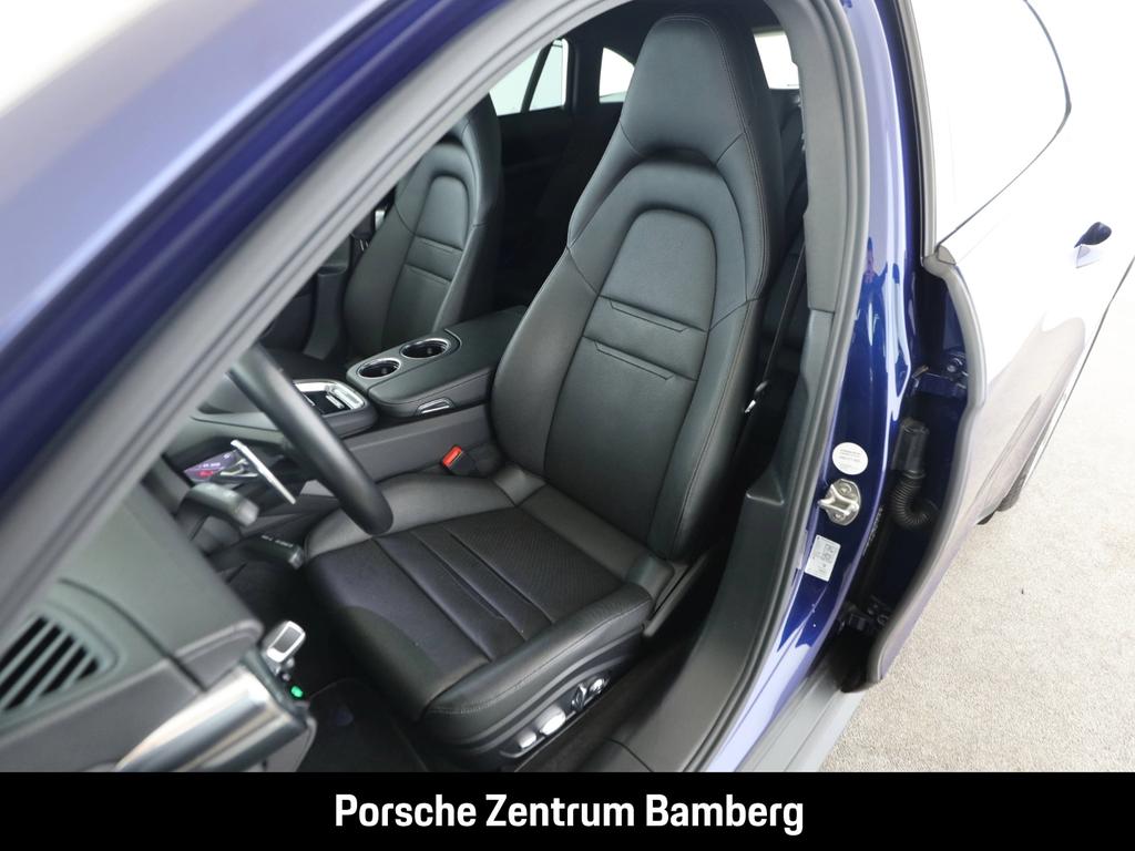 Porsche Panamera 2021