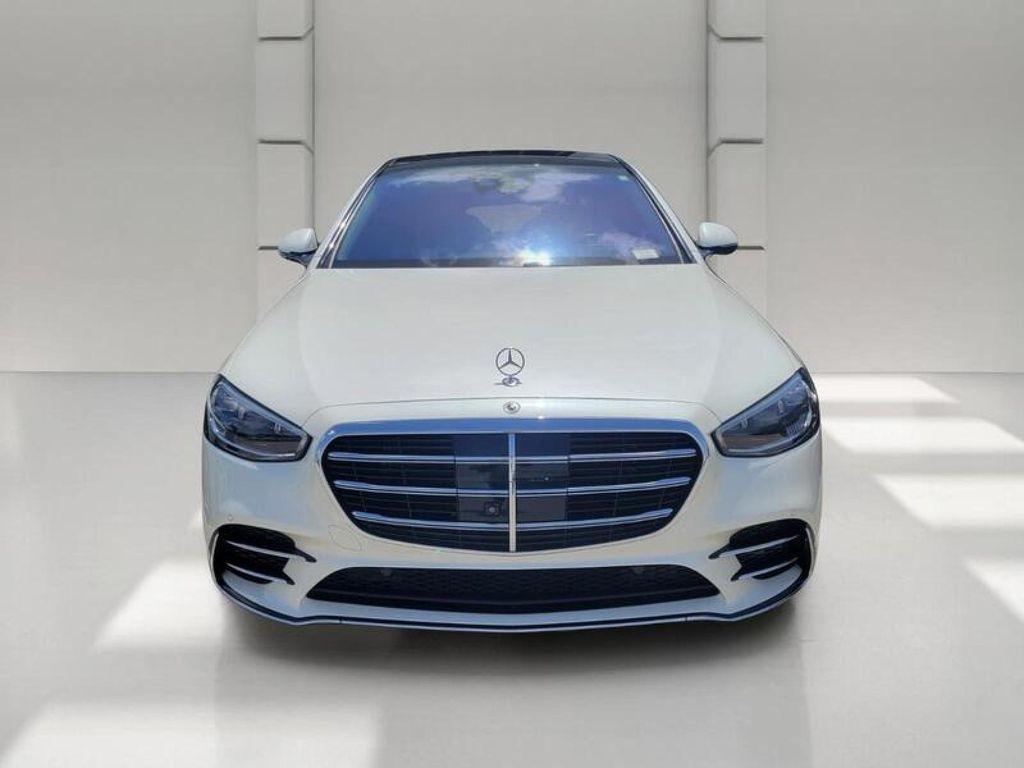 Mercedes-Benz S-Класс 2022
