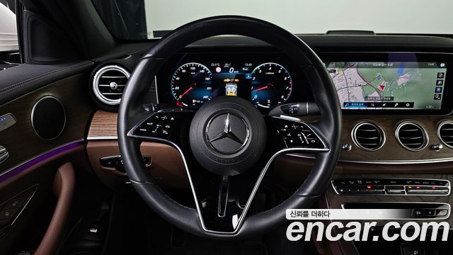 Mercedes-Benz E-Класс 2022