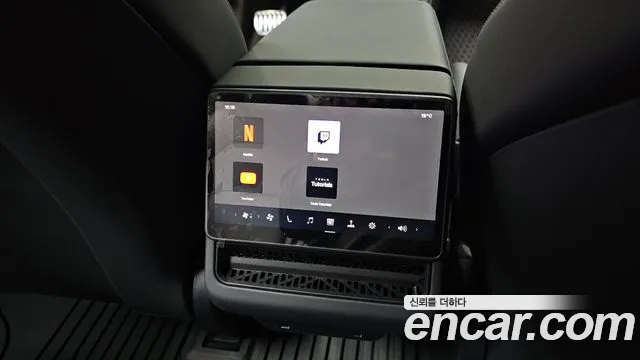 Tesla Model 3 2025